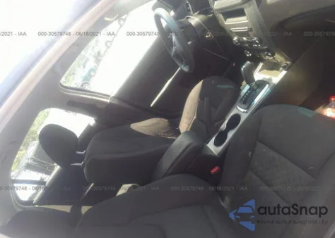 2010 Ford Fusion Se z USA, uszkodzony, nr VIN 3FAHP0HA6AR117164